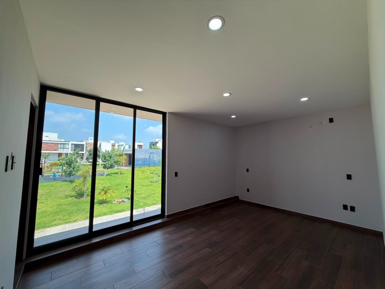 Habitación con vista al jardín